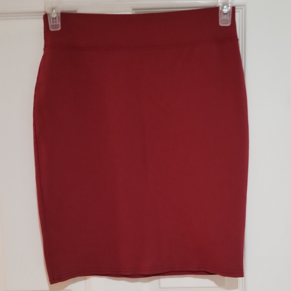 Copper/red skirt